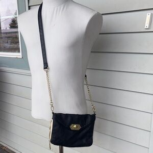 Steve Madden expandable  Sleek Black Crossbody Bag with Gold Chain